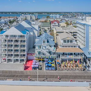  Apartment Boardwalk Terrace